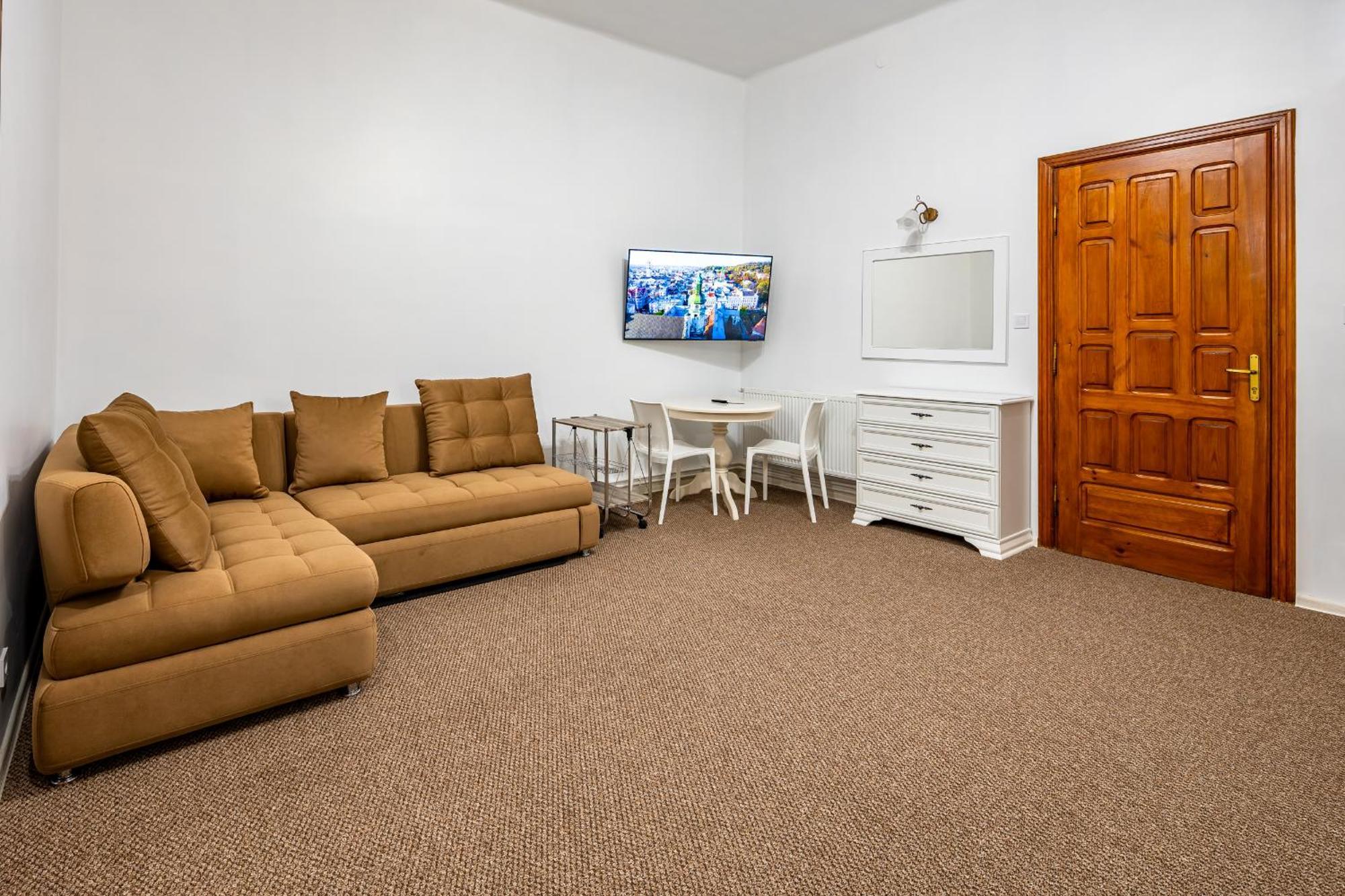 Designer Apartment! The Center! Валова 29 Лвив Екстериор снимка